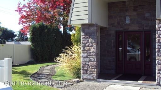 Building Photo - 1020 S 41st Ave