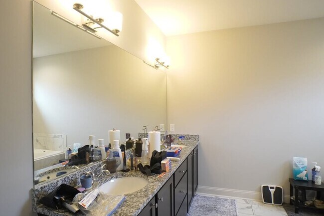 Building Photo - 2750 Flat Shoals Rd