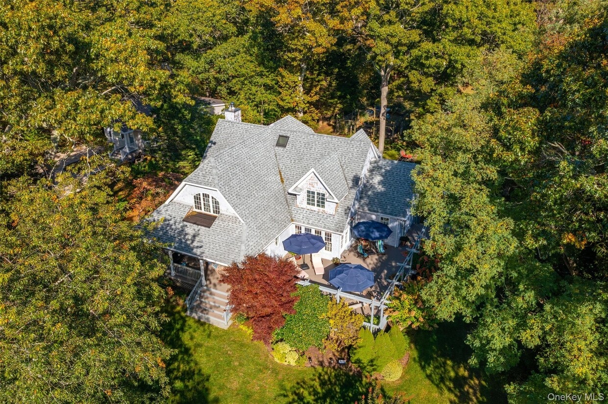 Foto principal - 3600 Rocky Point Rd