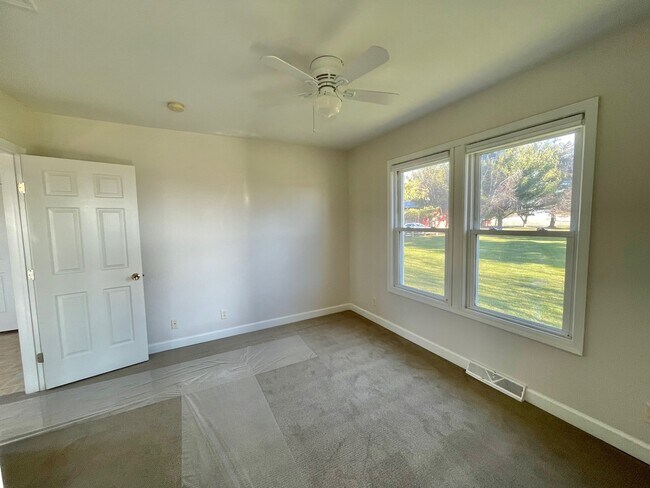 Foto del edificio - 43W450 Prairie St