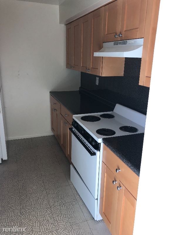 Building Photo - 2 br, 1.5 bath Townhome - 709 South St A U...