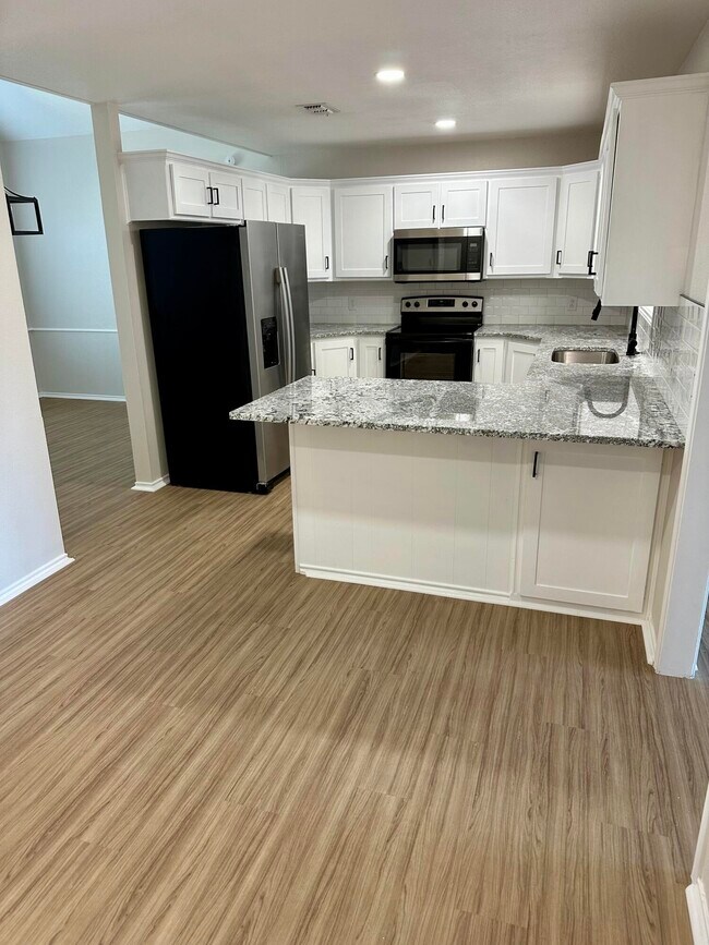 Foto del edificio - 5821 80th St