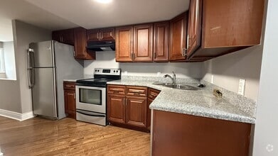 Building Photo - 316 Egerton St
