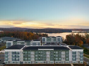 Building Photo - Venture at Lake Julian