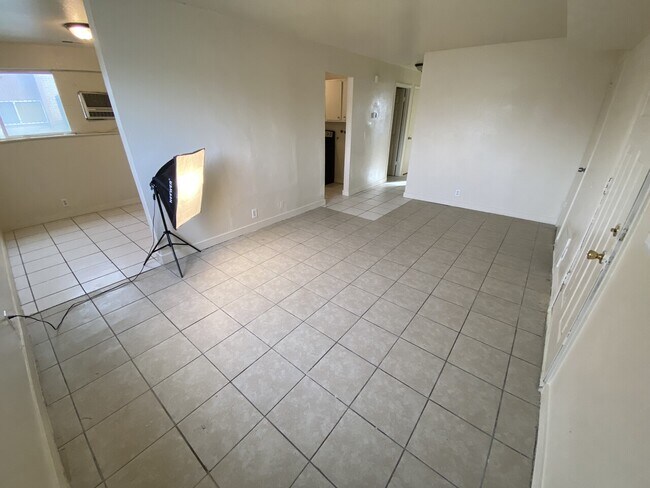 Building Photo - 1789 Lake Park Dr