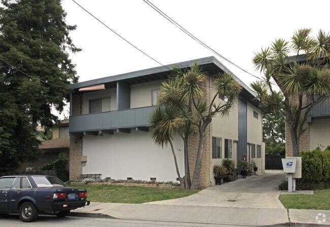 Building Photo - 133 Walti St