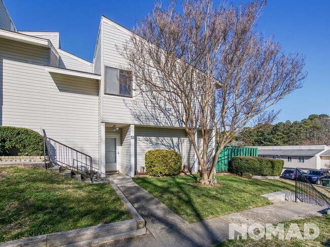 Foto del edificio - 3 Bedroom Condo in Raleigh