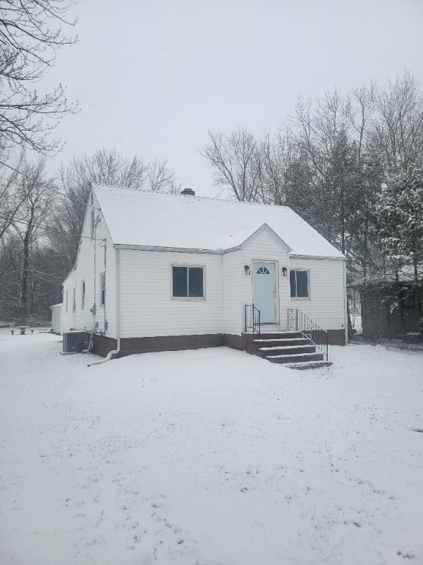 Primary Photo - 1424 Carson Salt Springs Rd