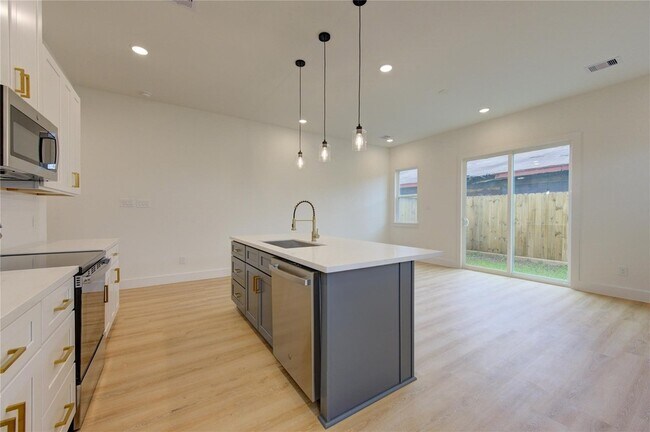 Foto del edificio - 4029 Knoxville St