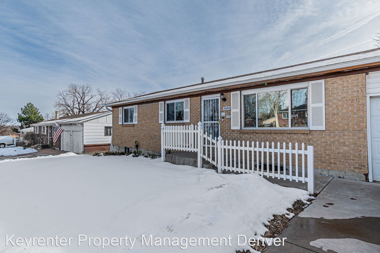 Primary Photo - 4 br, 2 bath House - 3288 W Tufts Ave