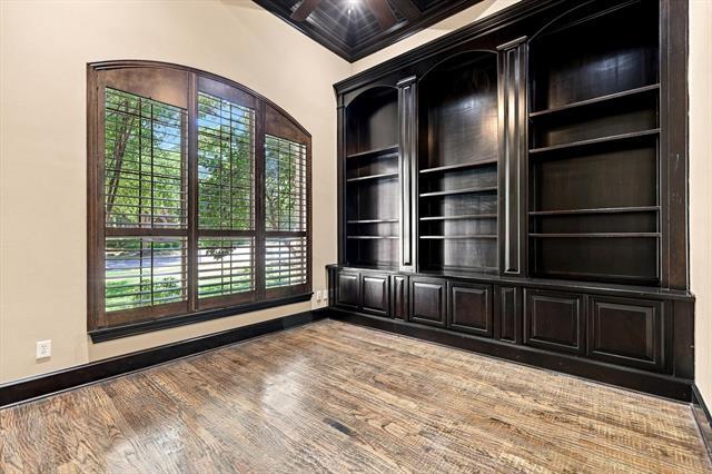 Foto del edificio - 731 Lockridge Rd