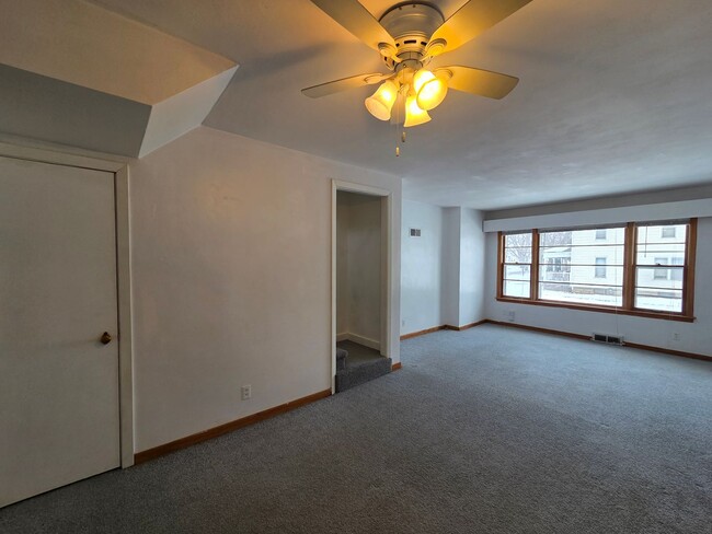 Building Photo - Bertch &amp; Western