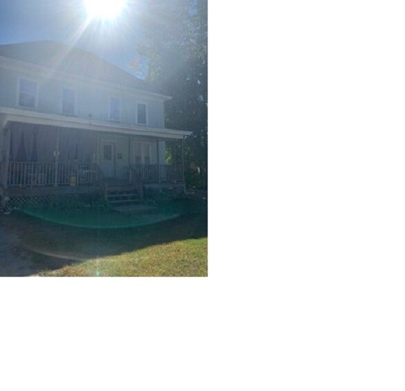 Primary Photo - 196 Waverly St