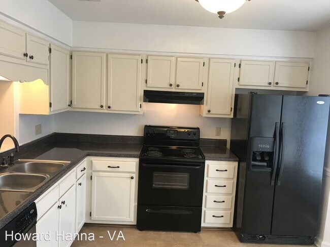 Building Photo - 3 br, 2.5 bath House - 803 Liberal Arts Court