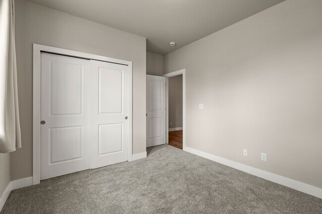 Foto del edificio - 16353 Cattle Crk Ct