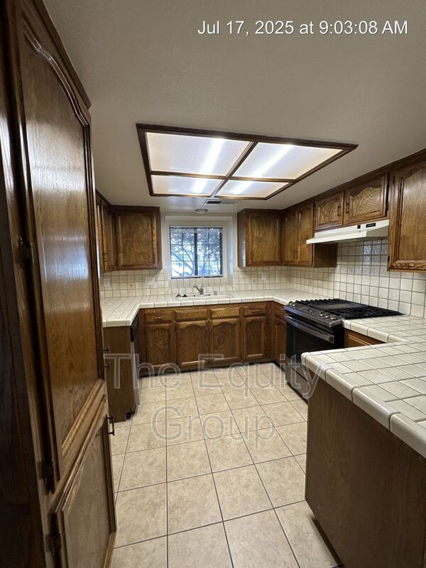 Foto del edificio - 722 S Linwood St