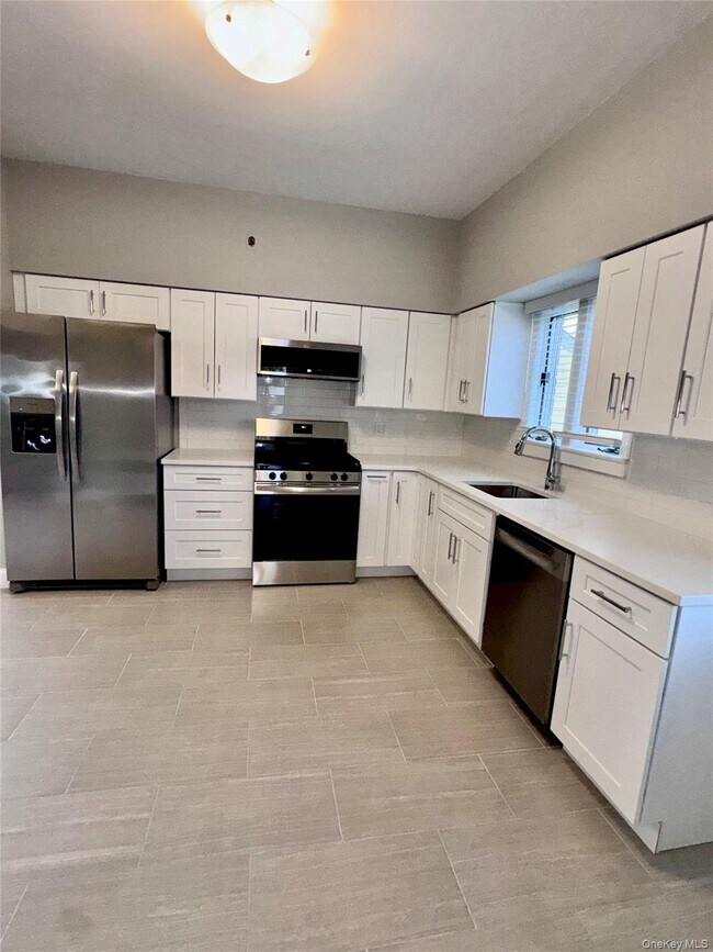 Foto del edificio - 68 Wolfle St