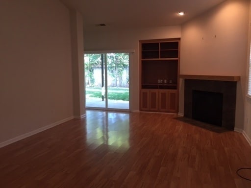 Foto del edificio - Beautiful home in private cul-de-sac!