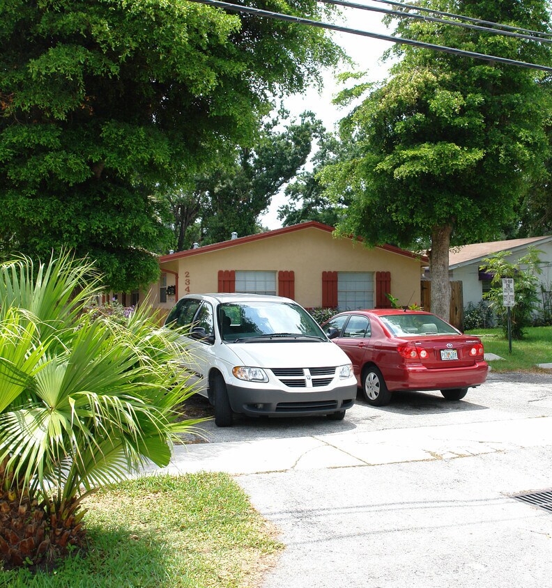 Foto del edificio - 2334-2340 SW 18th Ter