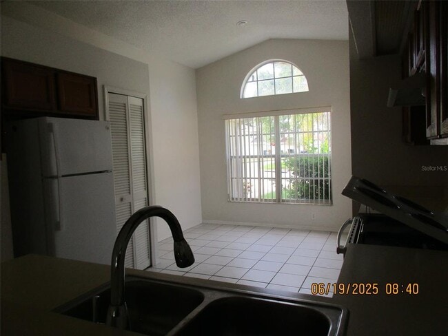 Building Photo - 1447 Coldwater Ct