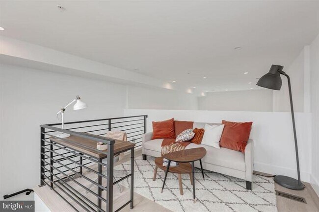 Foto del edificio - 1515 K St SE