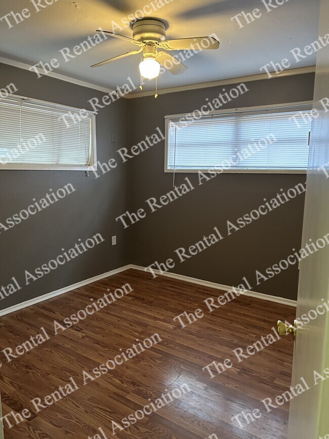 Foto del edificio - 2300 Debastrop Dr