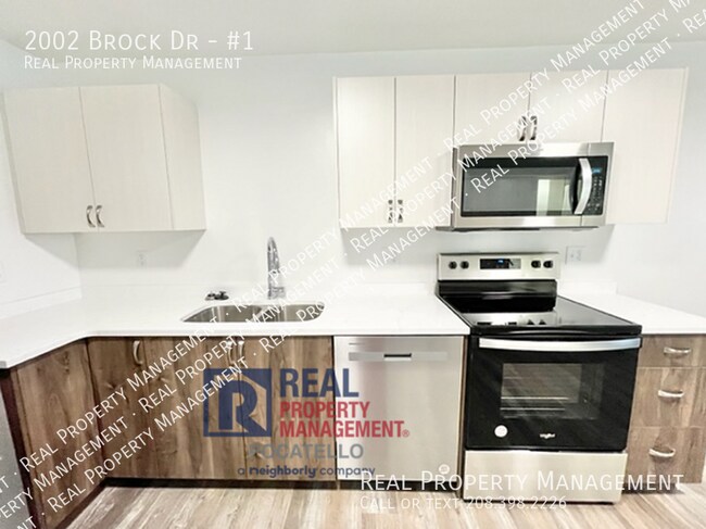 Foto del edificio - 2002 Brock Dr