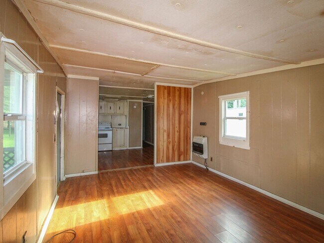 Foto del edificio - Move-In Ready • Water & Lawn Care Included!