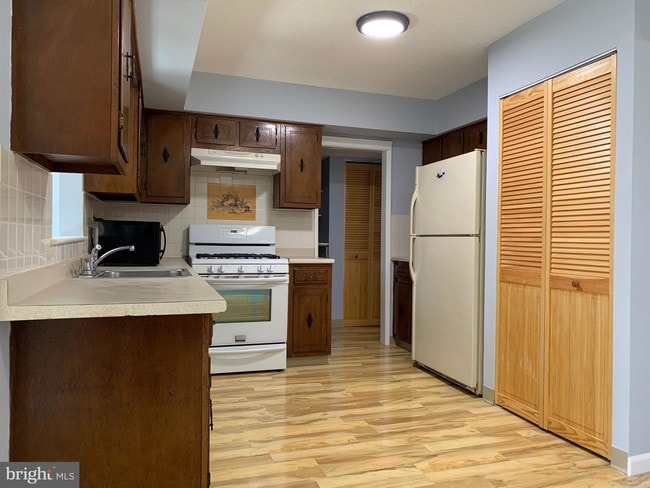 Building Photo - 1802 Winding Way