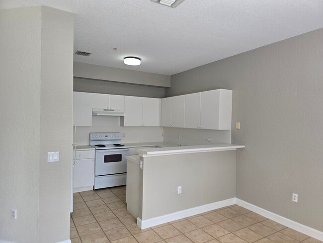 Building Photo - 1011 Shoma Dr