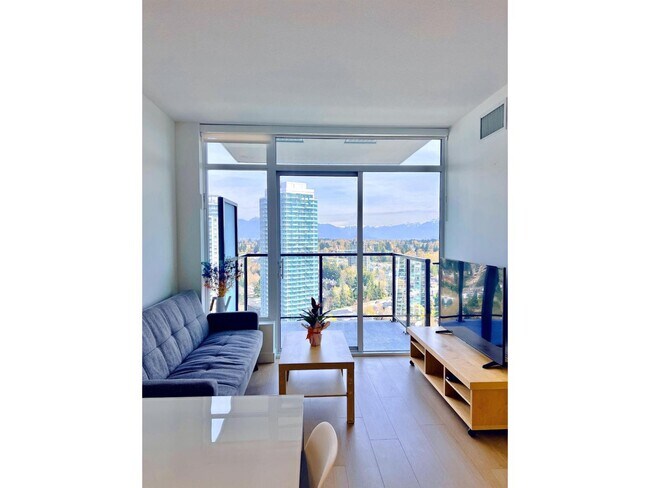 Photo du bâtiment - 13725 George Jct