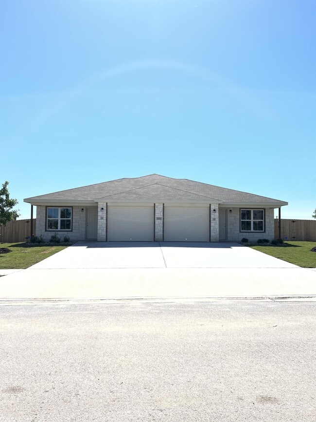 Building Photo - 5800 McGregor Lp