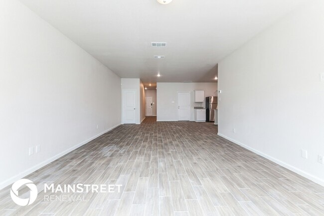 Building Photo - 6310 Tropicana Way