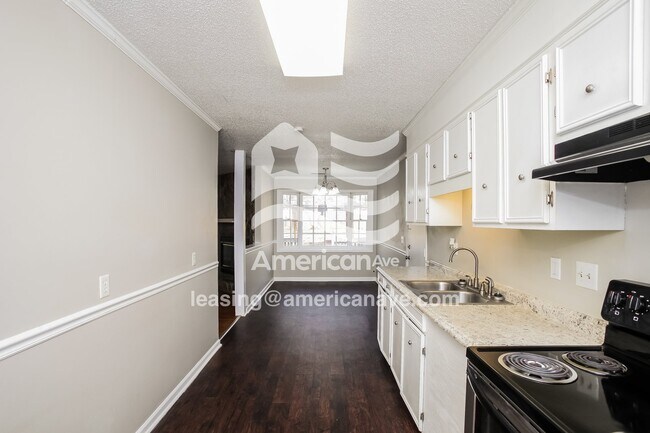 Foto del edificio - 111 Glenwood Dr