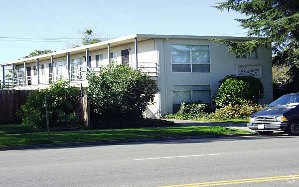 Foto del edificio - Broadway Street Apartments