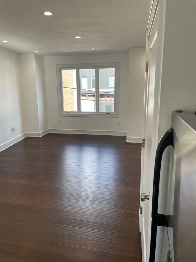 Living room - 204 Brown St
