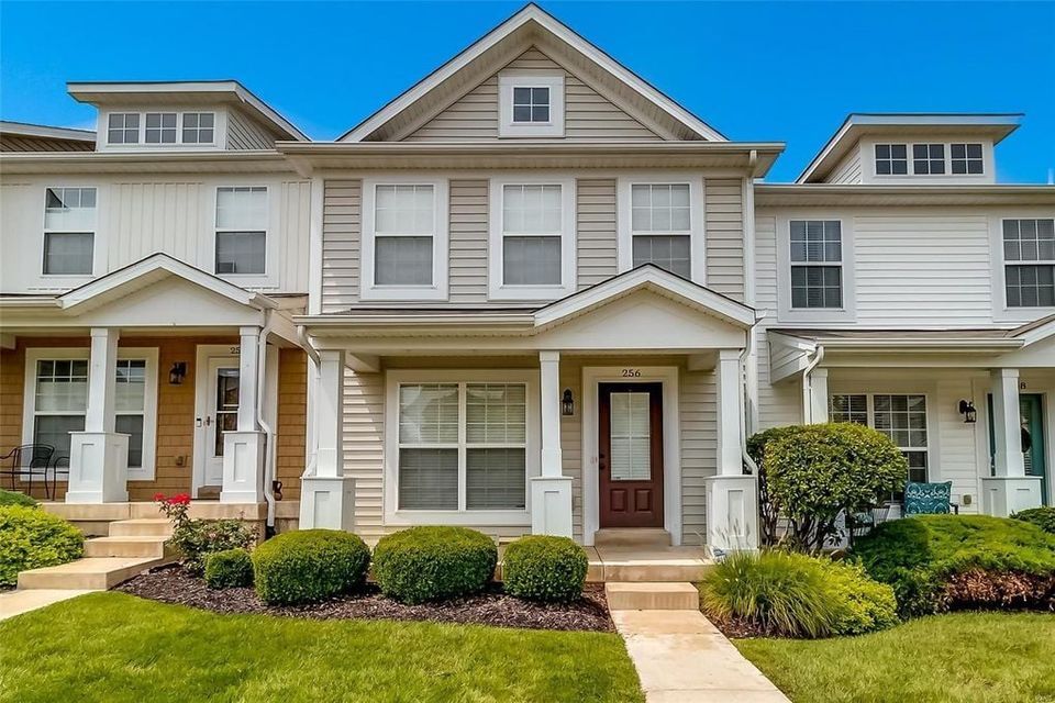 Primary Photo - 256 Countryshire Dr