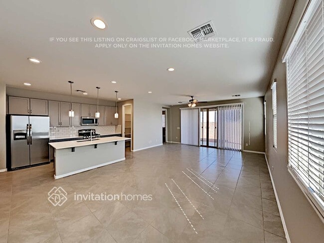 Foto del edificio - 4327 N 196th Ave