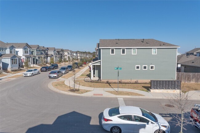 Building Photo - 1705 Arendale Dr