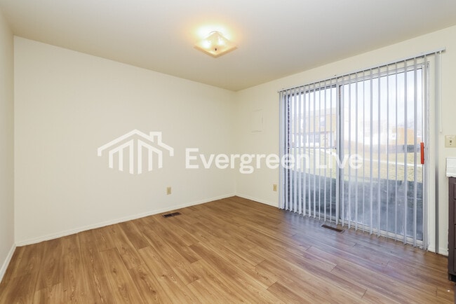 Building Photo - Coming Soon!