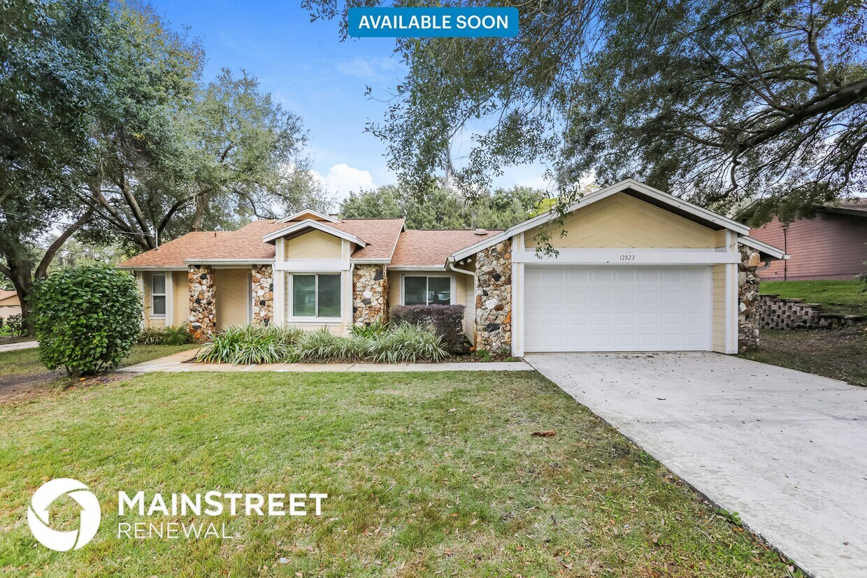 Foto principal - 12823 Anderson Hill Rd