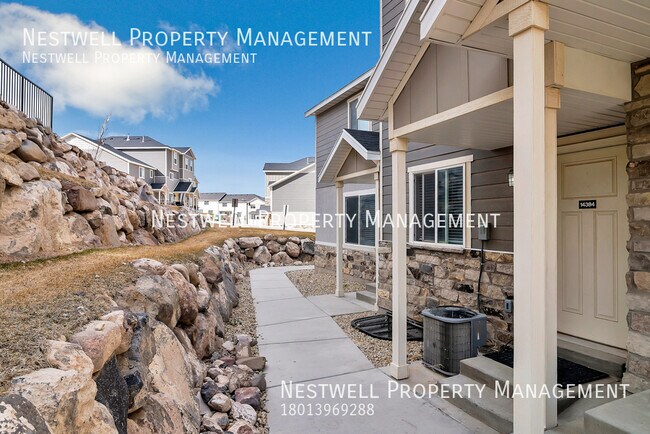 Foto del edificio - 3-Story Townhouse In Herriman