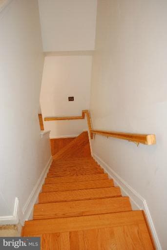 Building Photo - 2703 Claybrooke Dr