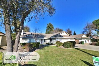 Building Photo - 2378 Castlewood Dr