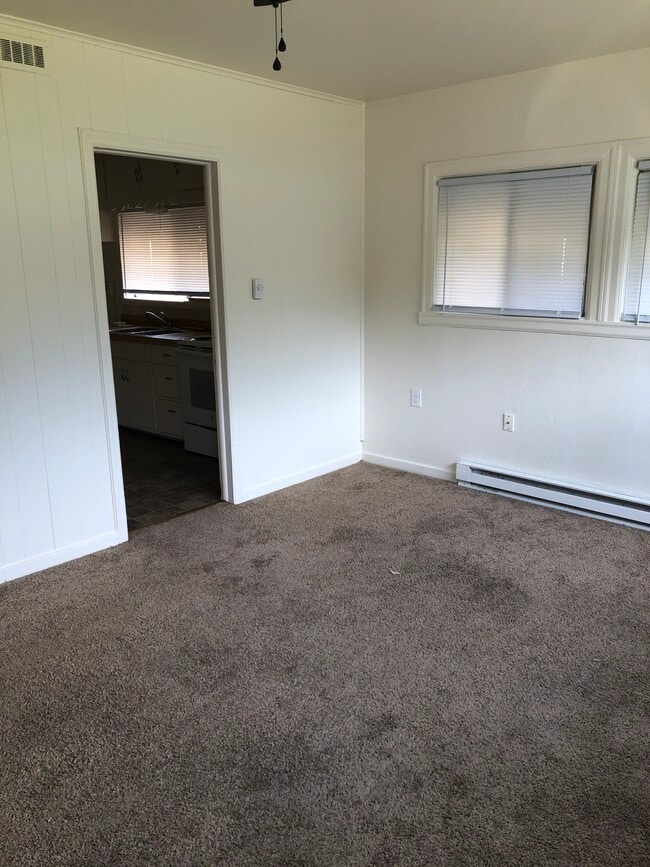 8406 E Upriver Dr, Spokane, WA 99212 House Rental in Spokane, WA