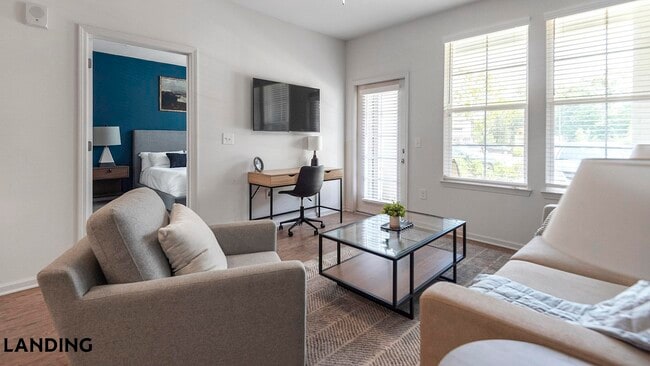 Foto del edificio - 599 Tapestry Lp