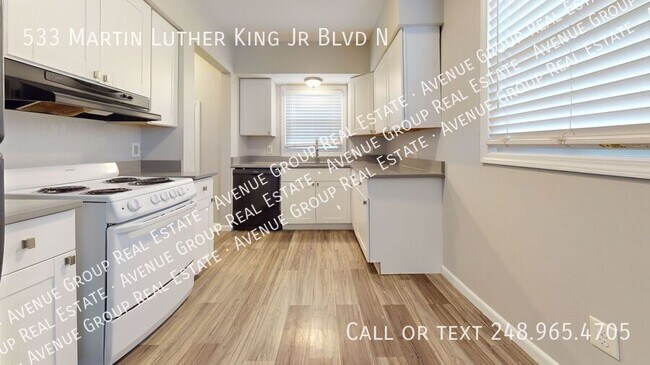 Foto del edificio - 533 Martin Luther King Jr Blvd N