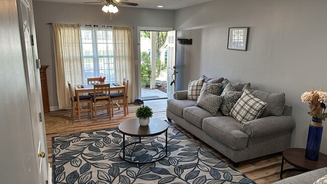 Building Photo - 4114 Spanish Bay Dr