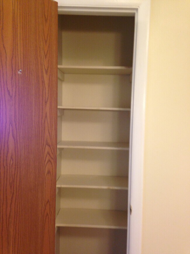 211 Tower Dr Unit 124, New Vienna, OH 45159 Apartments in New Vienna