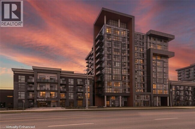 Building Photo - 470 Dundas St E